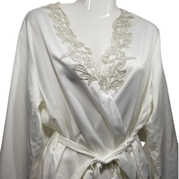 Flora by Flora Nikrooz Satin Ivory Stella Wrap Robe Lace Trim Small Medium - Picture 3 of 10